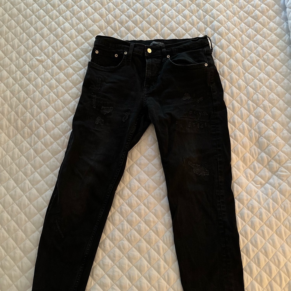 Black Zara jeans
